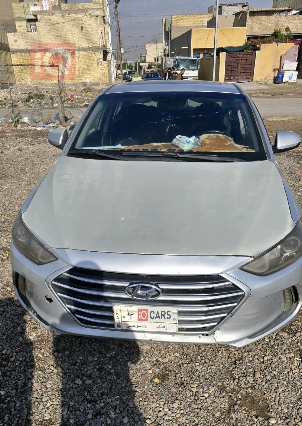 هيونداي النترا